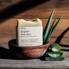 fresh-aloe-vera-tea-tree-oil-for-acne-prone-skin-best-in-skin-barrier-restoration-and-brightens