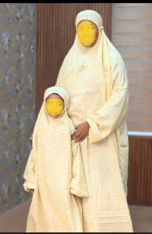 comfortable soft Islamic Prayer Dress for Women- Free Size (kids and adults)/Niskarakuppayam/Namaz Khimar (off-white pattern print). sizes available [ S , L , XL , 2XL ]